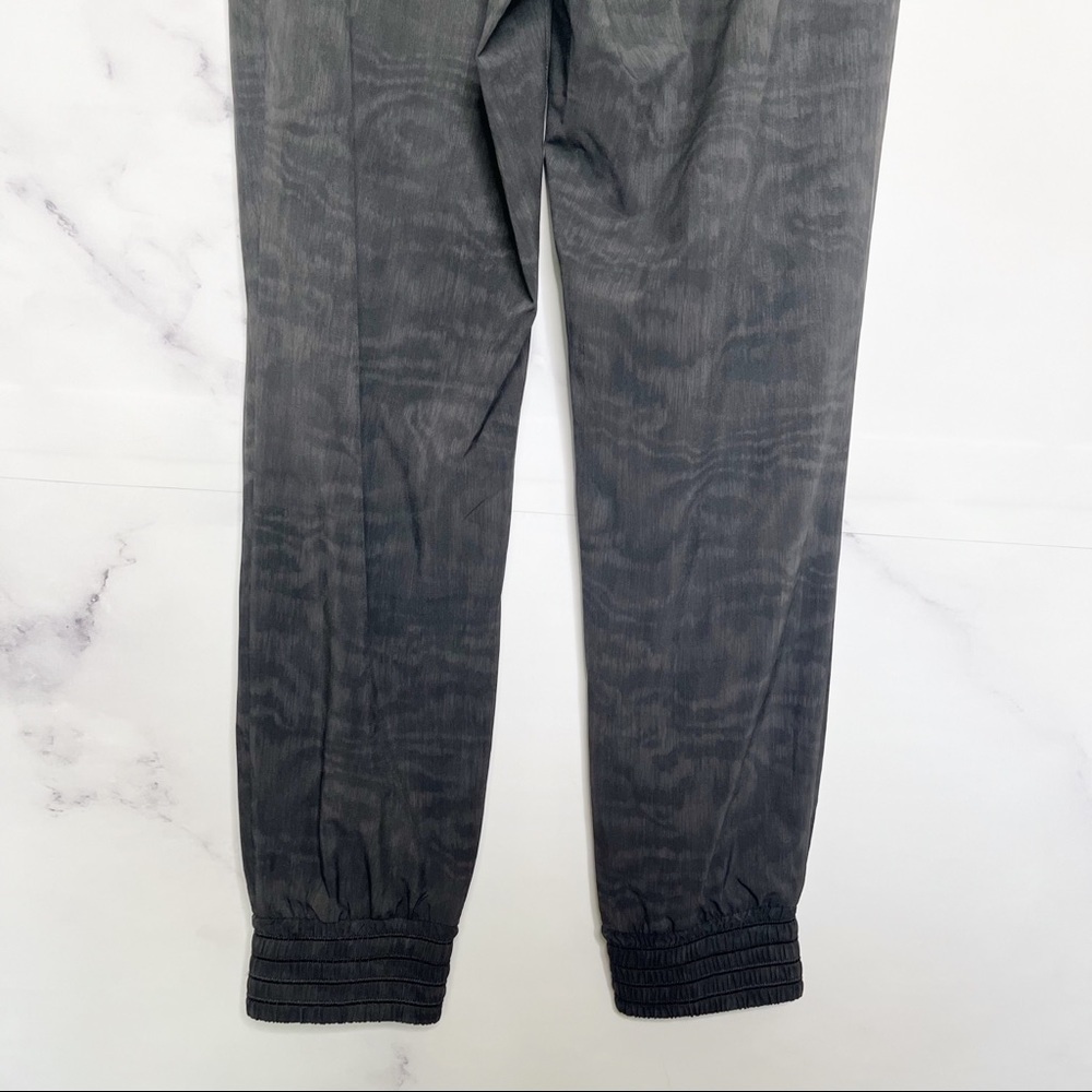 Athleta Camden Printed Jogger Pant in Black Moire - Picture 11 of 16